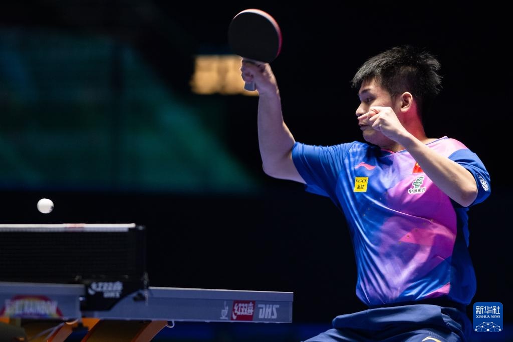 端齐头并进 端齐头并进