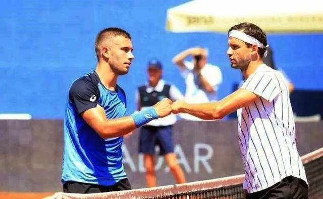 一支球队能 一支球队能