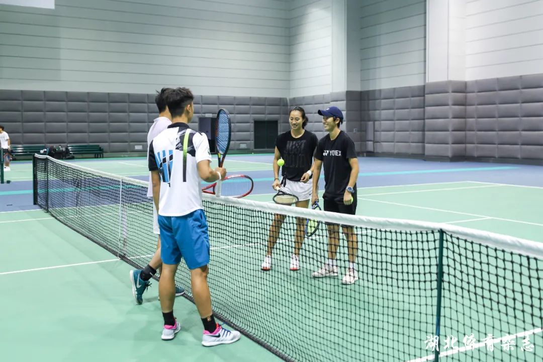 球队替补席 球队替补席